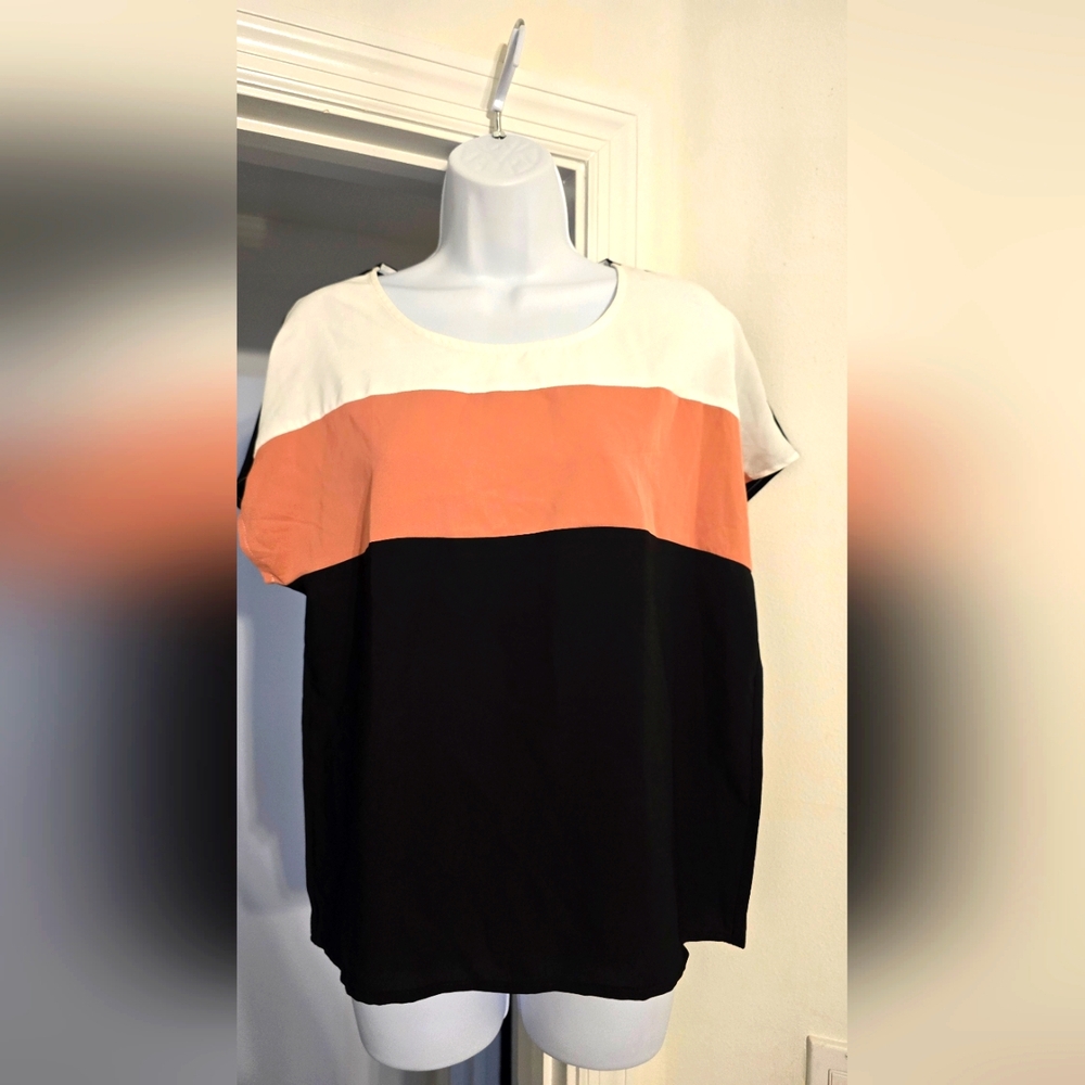 5 for $ 25 Bundle Deal - SHEIN Pink White and Black Boxy Short Sleeve T-Shirt